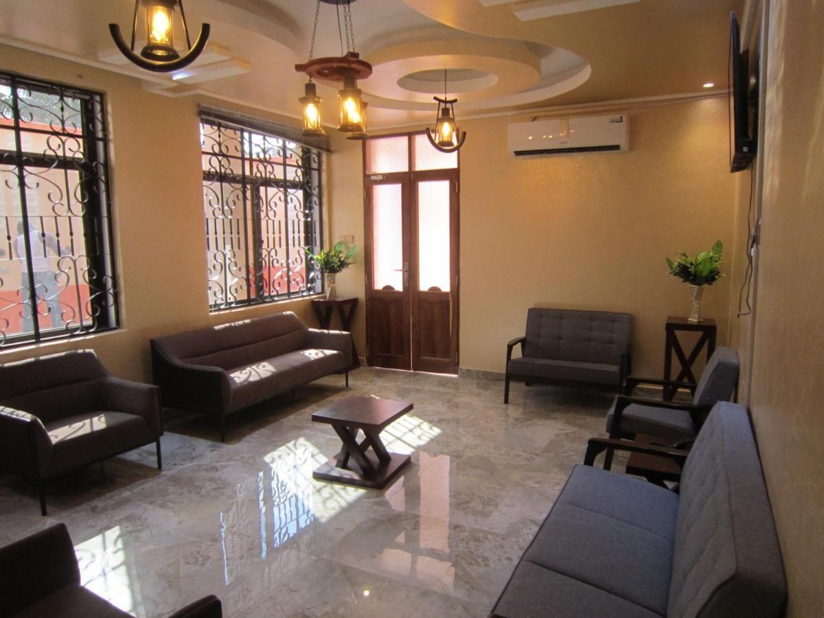 Jakicha Motel Dar es Salaam Bagian luar foto