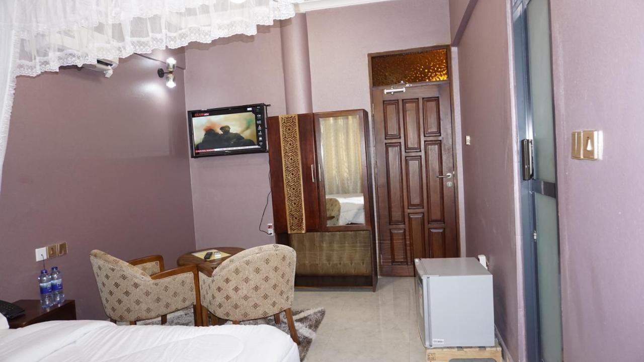 Jakicha Motel Dar es Salaam Bagian luar foto