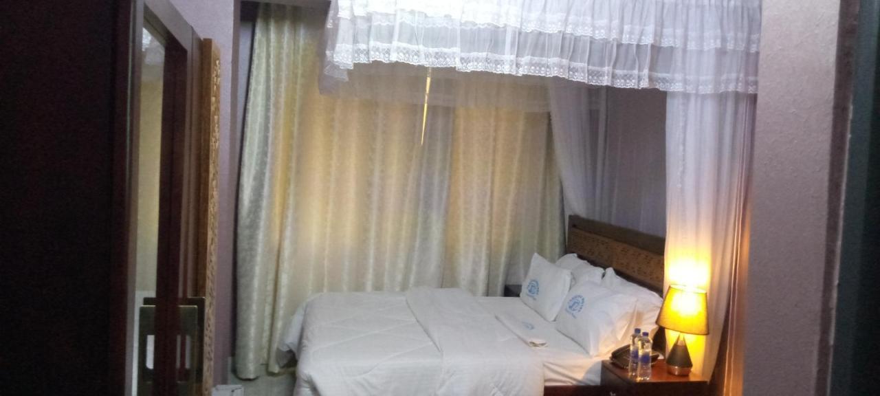 Jakicha Motel Dar es Salaam Bagian luar foto