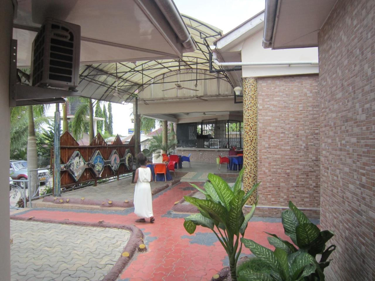 Jakicha Motel Dar es Salaam Bagian luar foto