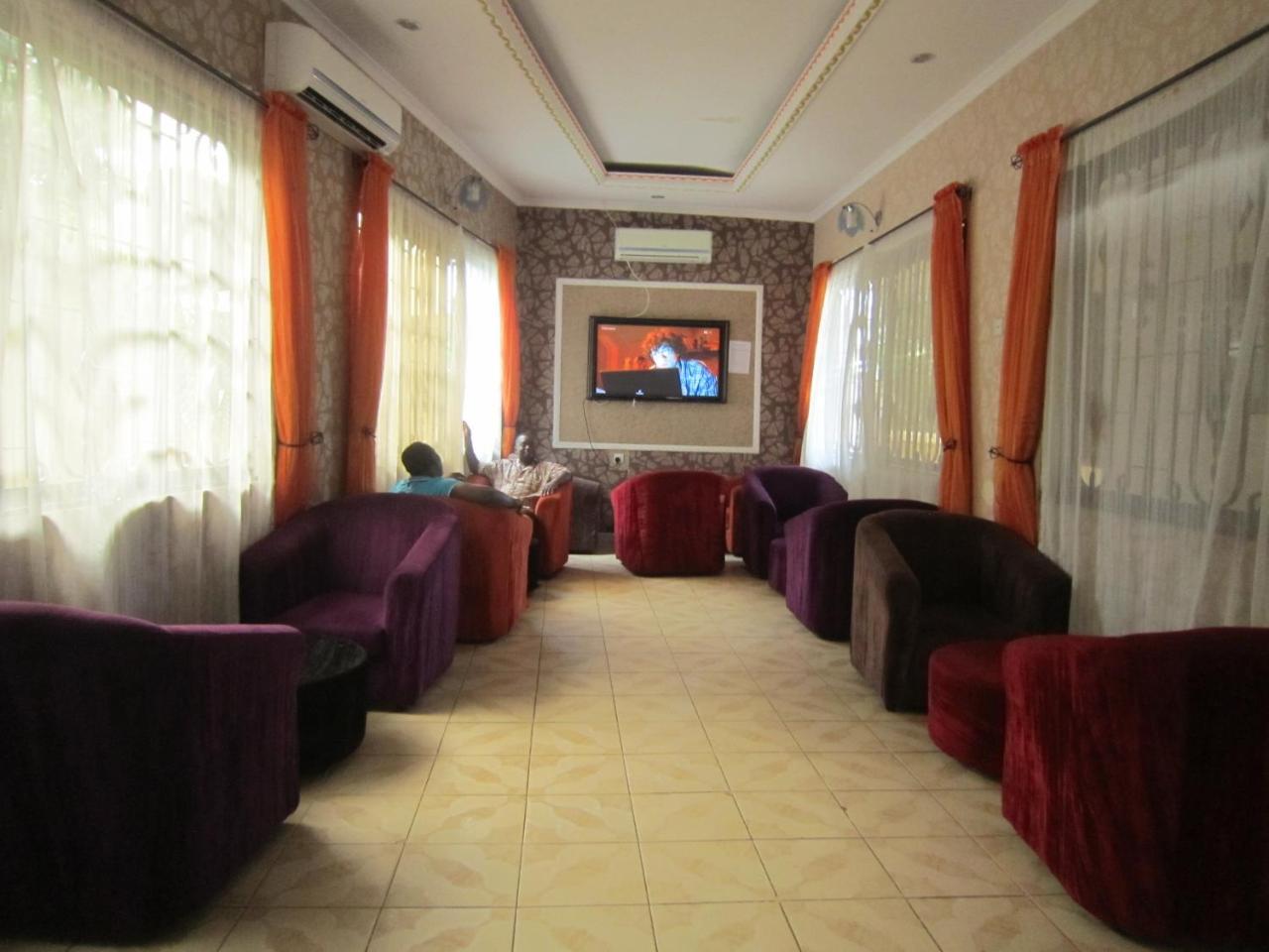 Jakicha Motel Dar es Salaam Bagian luar foto