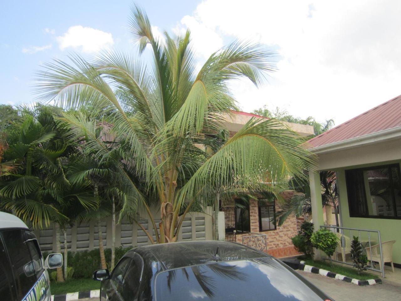 Jakicha Motel Dar es Salaam Bagian luar foto