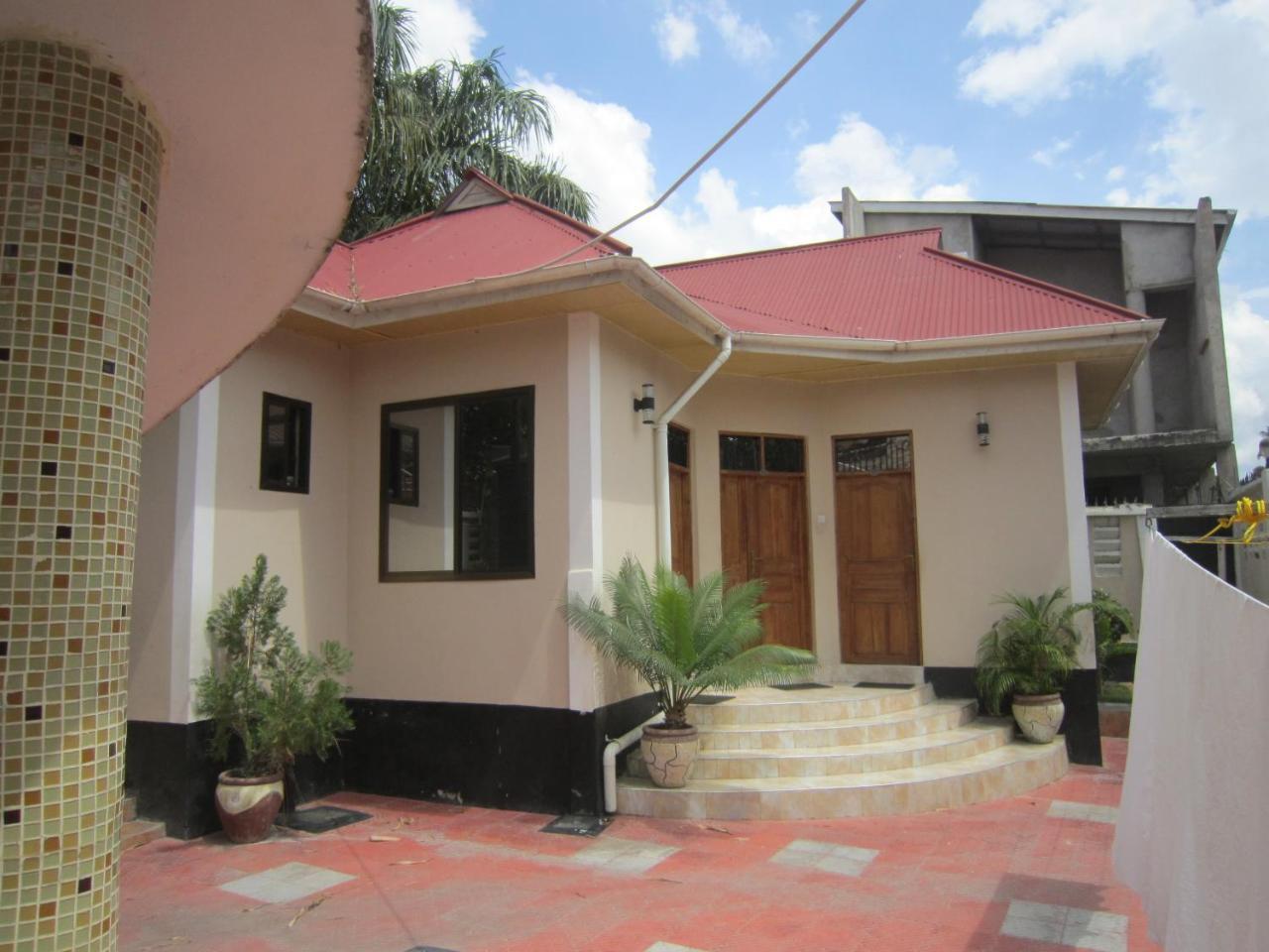 Jakicha Motel Dar es Salaam Bagian luar foto