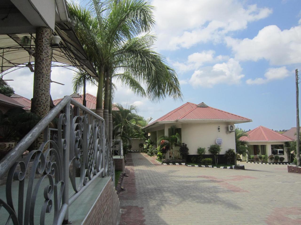 Jakicha Motel Dar es Salaam Bagian luar foto