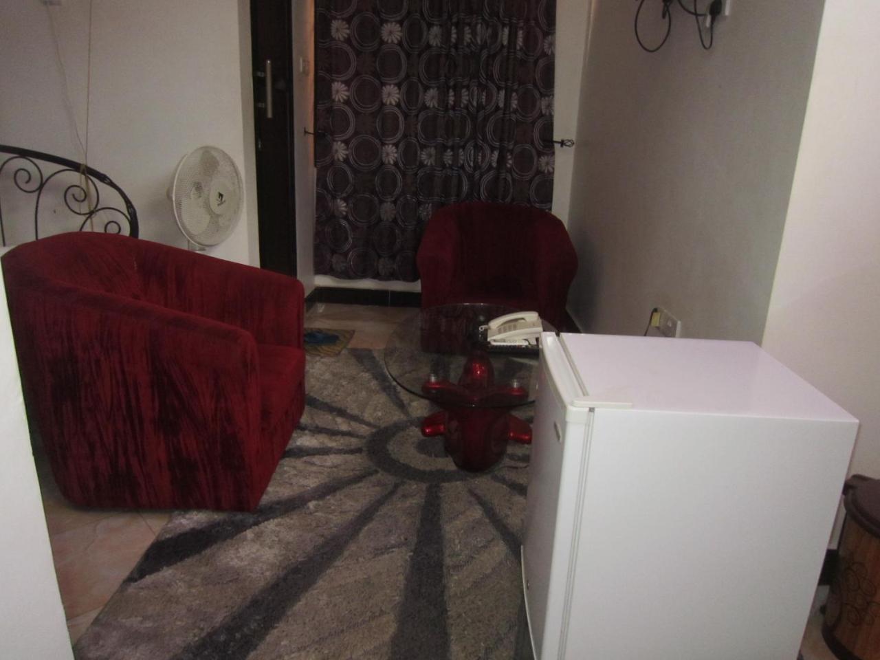 Jakicha Motel Dar es Salaam Bagian luar foto
