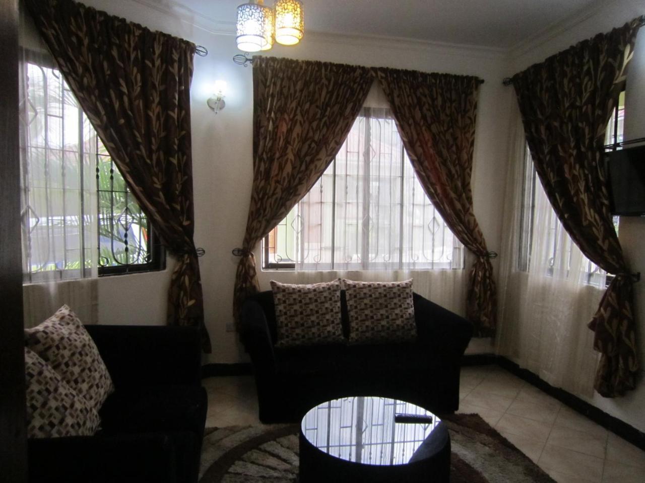 Jakicha Motel Dar es Salaam Bagian luar foto